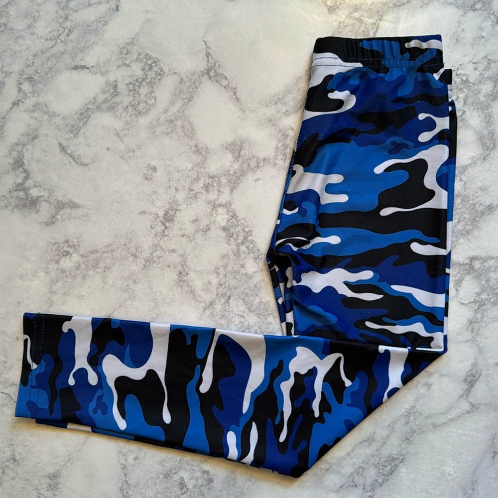 ⭐️ DORI CREATIONS Full Length Blue Camouflage Leggings